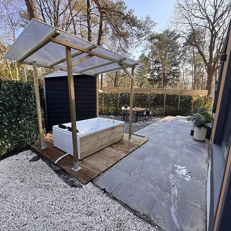 Detached Veluwshof Apartment Hoenderloo